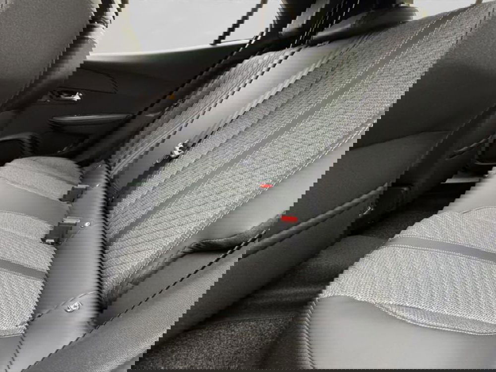 Peugeot 2008 nuova a Genova (10)