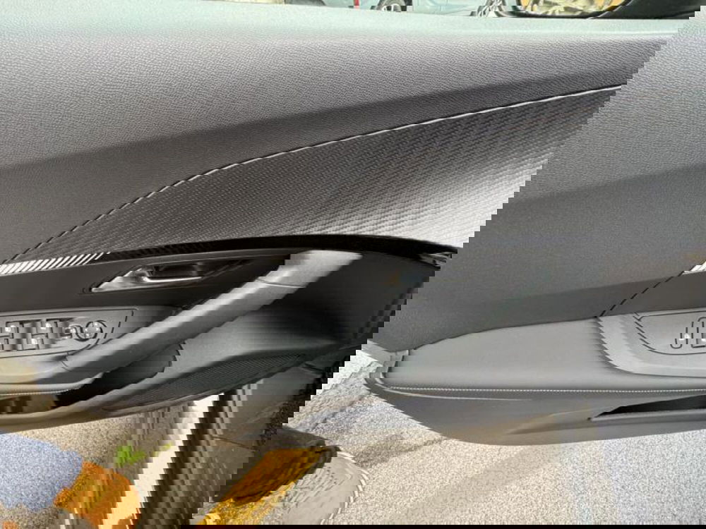 Peugeot 2008 nuova a Genova (12)