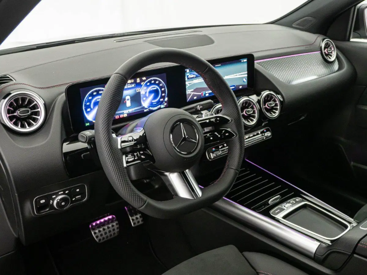 Mercedes-Benz EQA usata a Macerata (13)