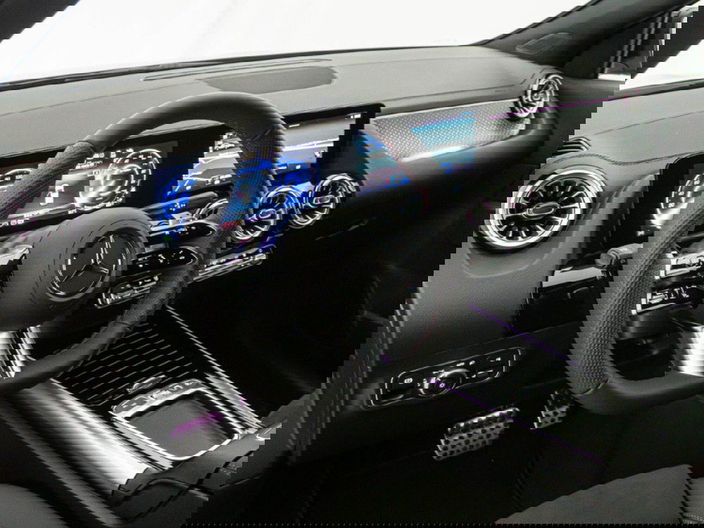 Mercedes-Benz EQA usata a Macerata (13)