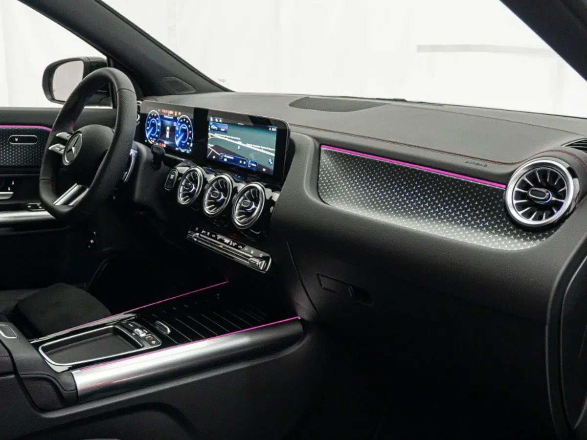 Mercedes-Benz EQA usata a Macerata (20)