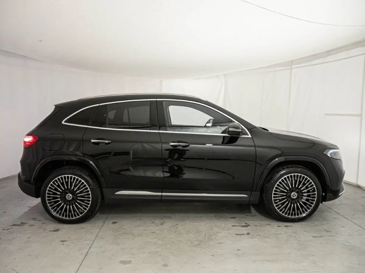Mercedes-Benz EQA usata a Macerata (9)