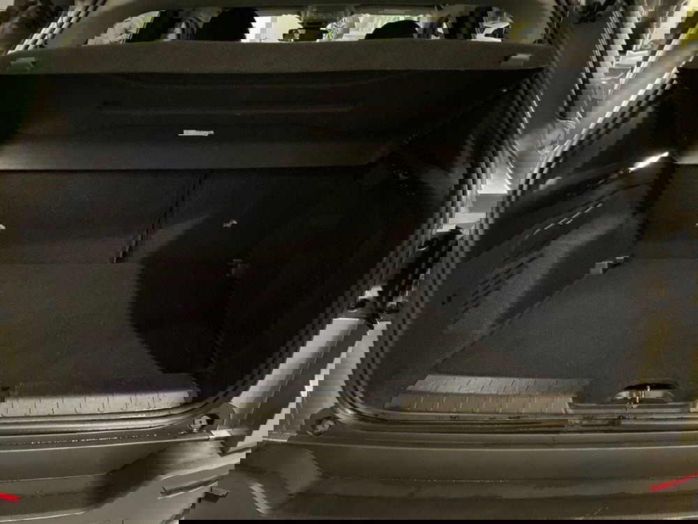 Jeep Avenger usata a Macerata (7)