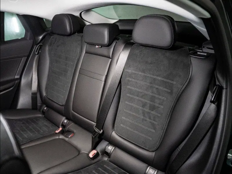 Mercedes-Benz GLC SUV nuova a Macerata (12)