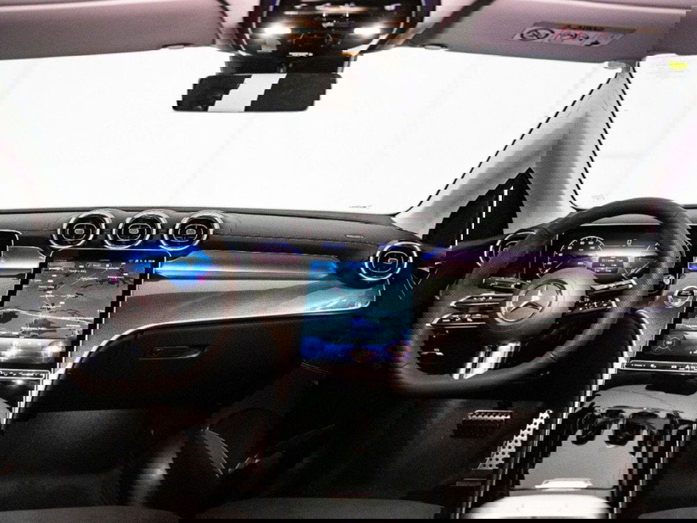 Mercedes-Benz GLC SUV nuova a Macerata (14)