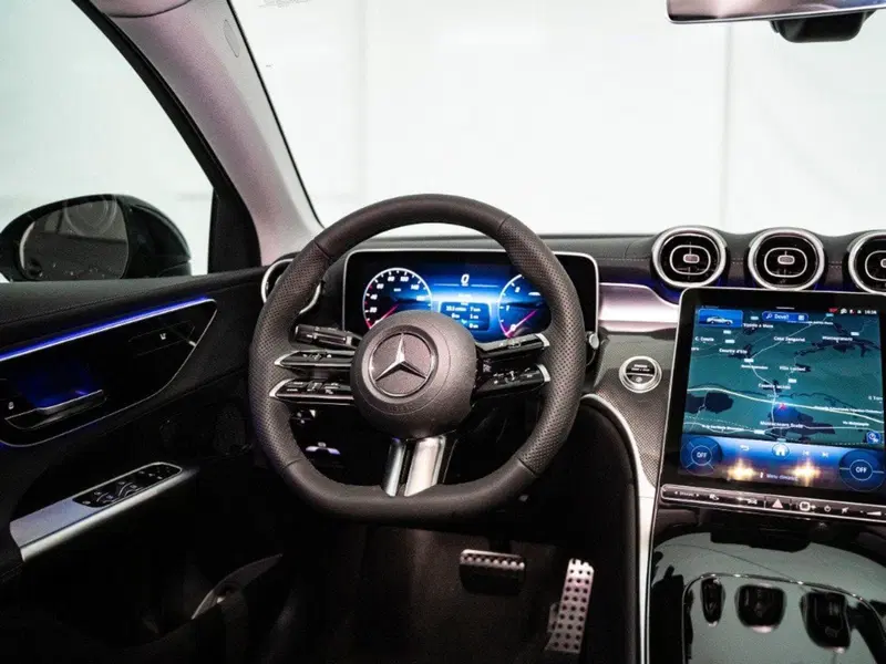 Mercedes-Benz GLC SUV nuova a Macerata (15)