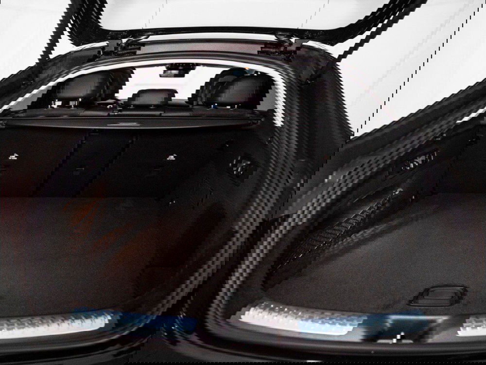 Mercedes-Benz GLC SUV nuova a Macerata (6)