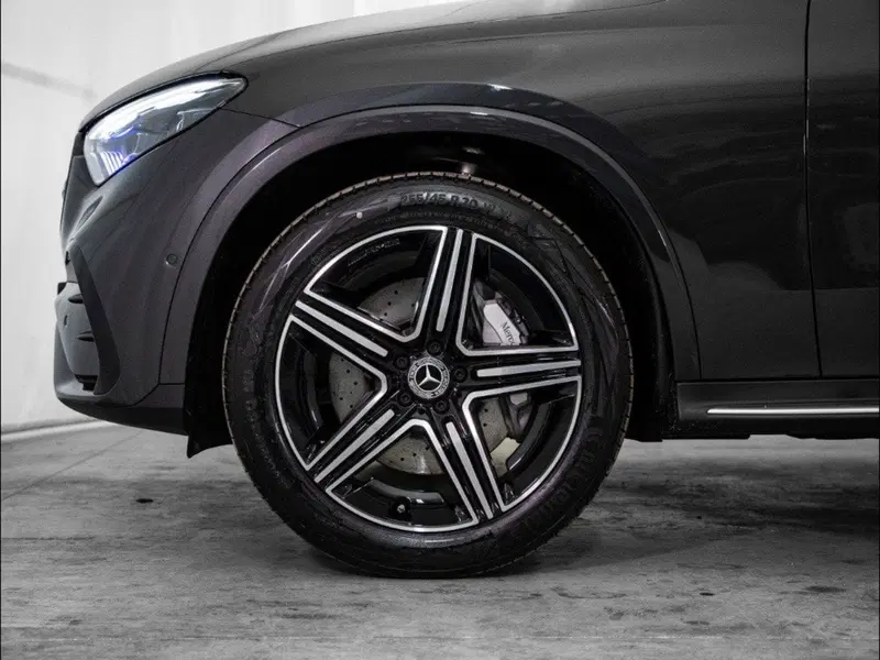 Mercedes-Benz GLC SUV nuova a Macerata (8)