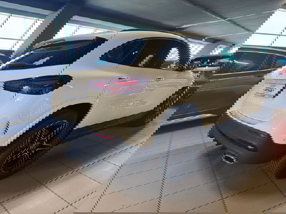 Mercedes-Benz GLA SUV nuova a Messina (3)