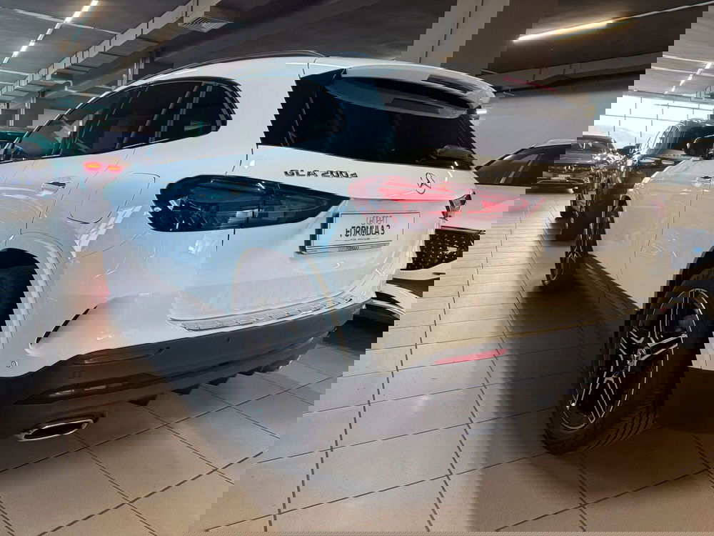 Mercedes-Benz GLA SUV nuova a Messina (4)