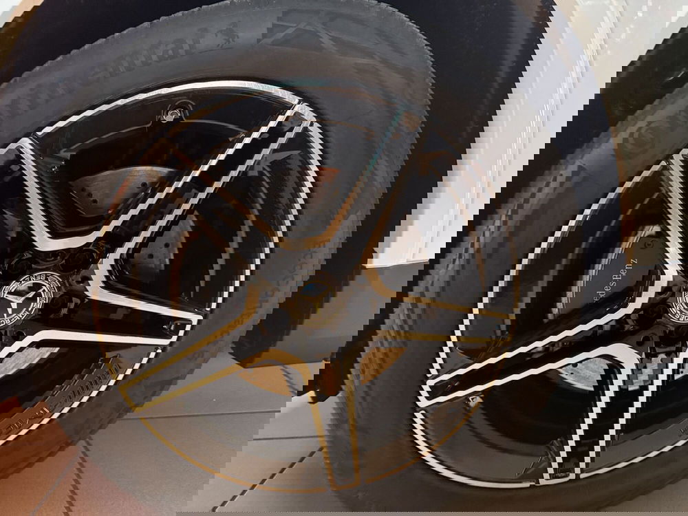 Mercedes-Benz GLA SUV nuova a Messina (5)