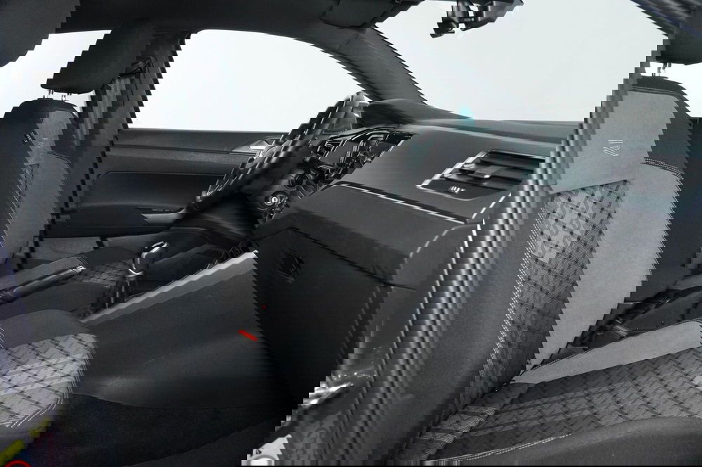 Volkswagen Taigo usata a Perugia (11)