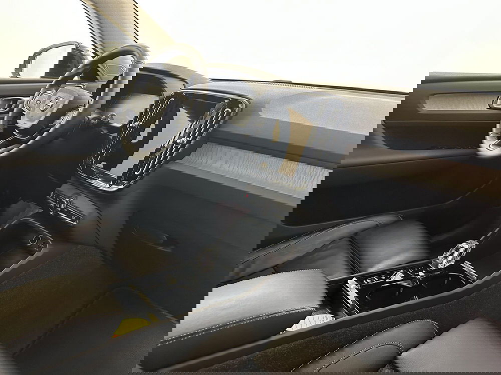 Volvo XC40 usata a Bergamo (12)