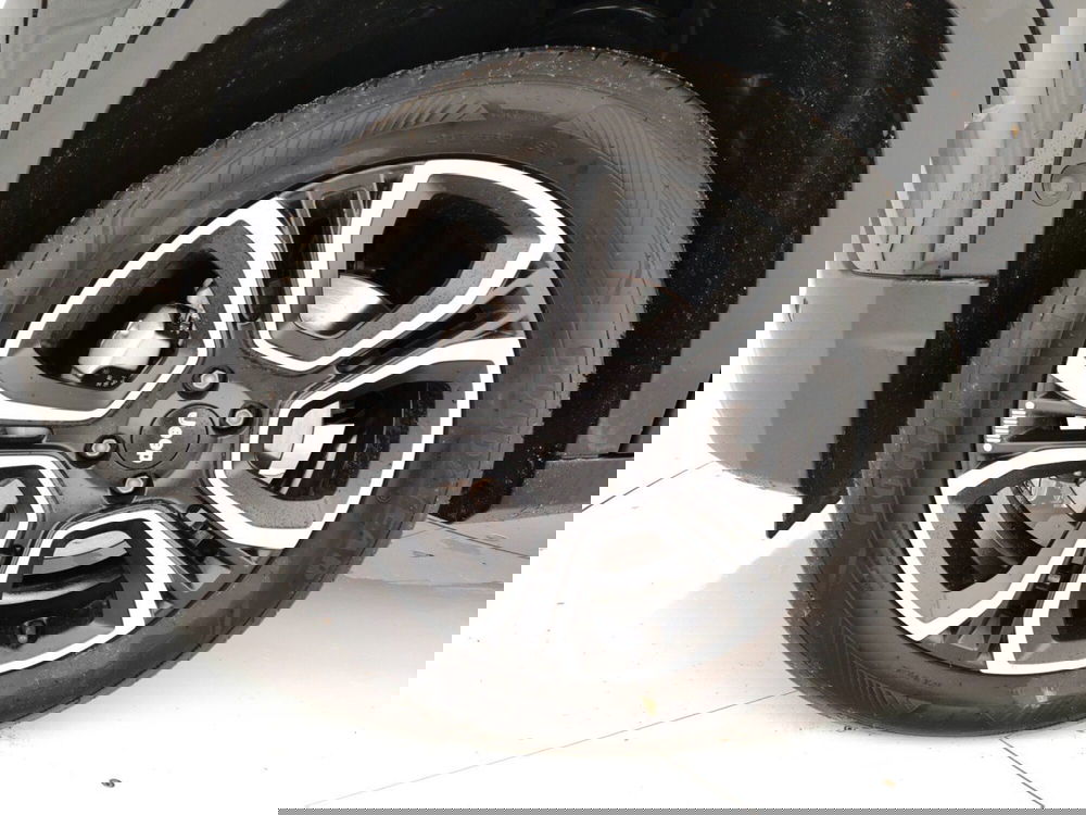 Jeep Avenger usata a Massa-Carrara (6)