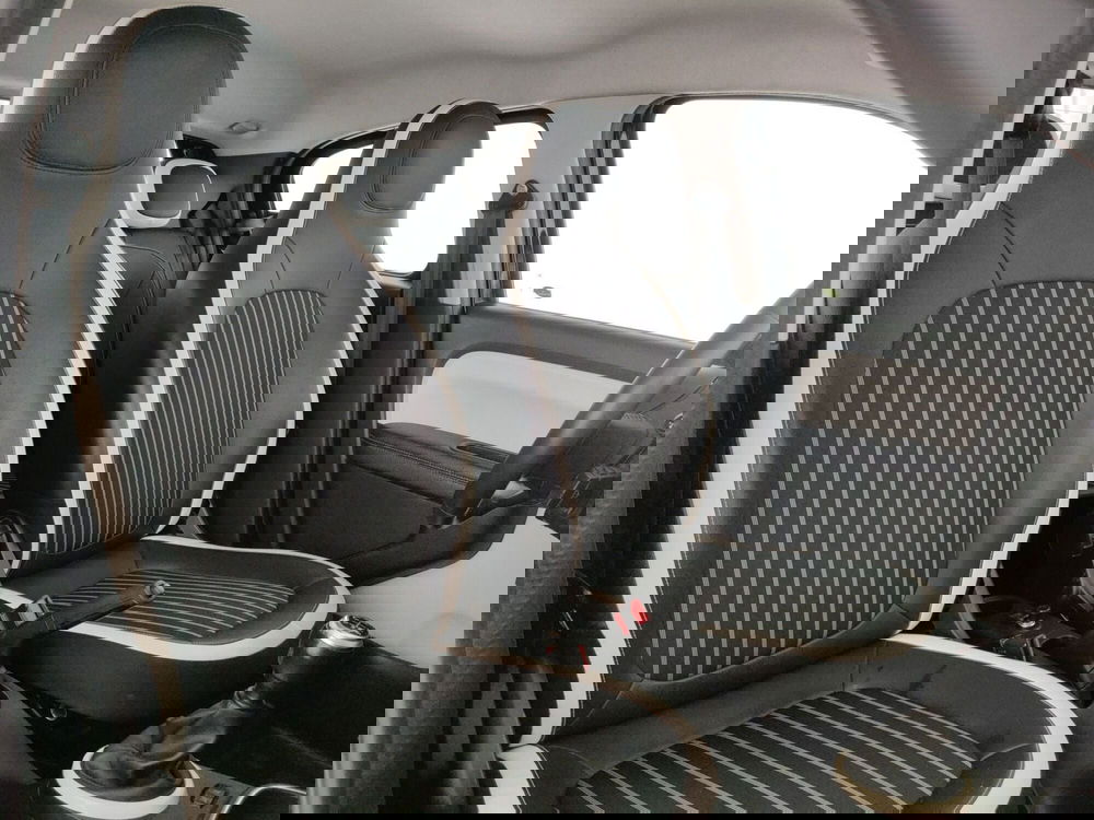 Renault Twingo usata a Napoli (9)