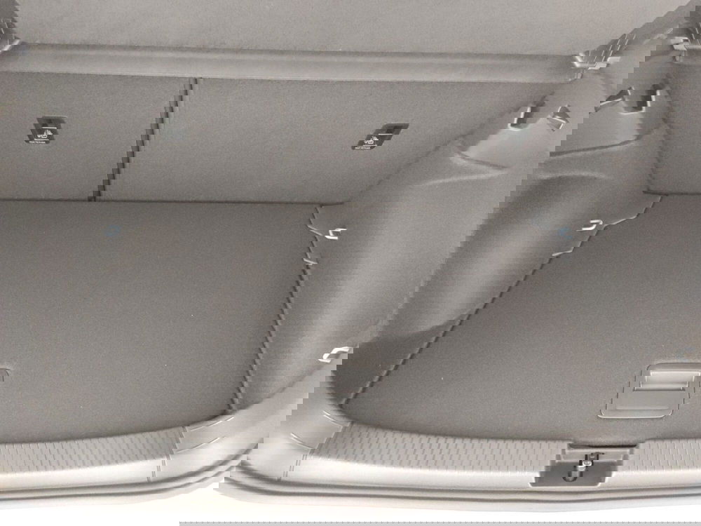 Volkswagen T-Cross nuova a Napoli (14)