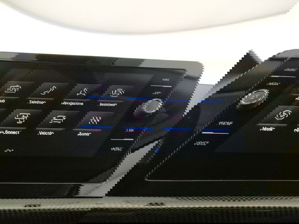 Volkswagen T-Cross nuova a Napoli (13)