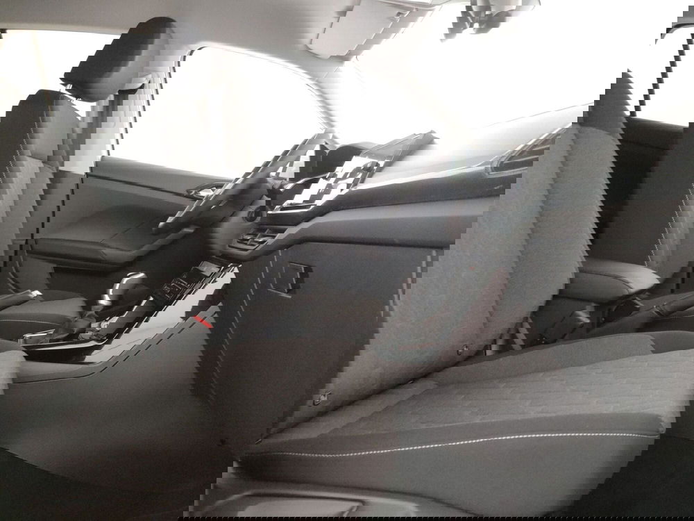 Volkswagen T-Cross nuova a Napoli (7)