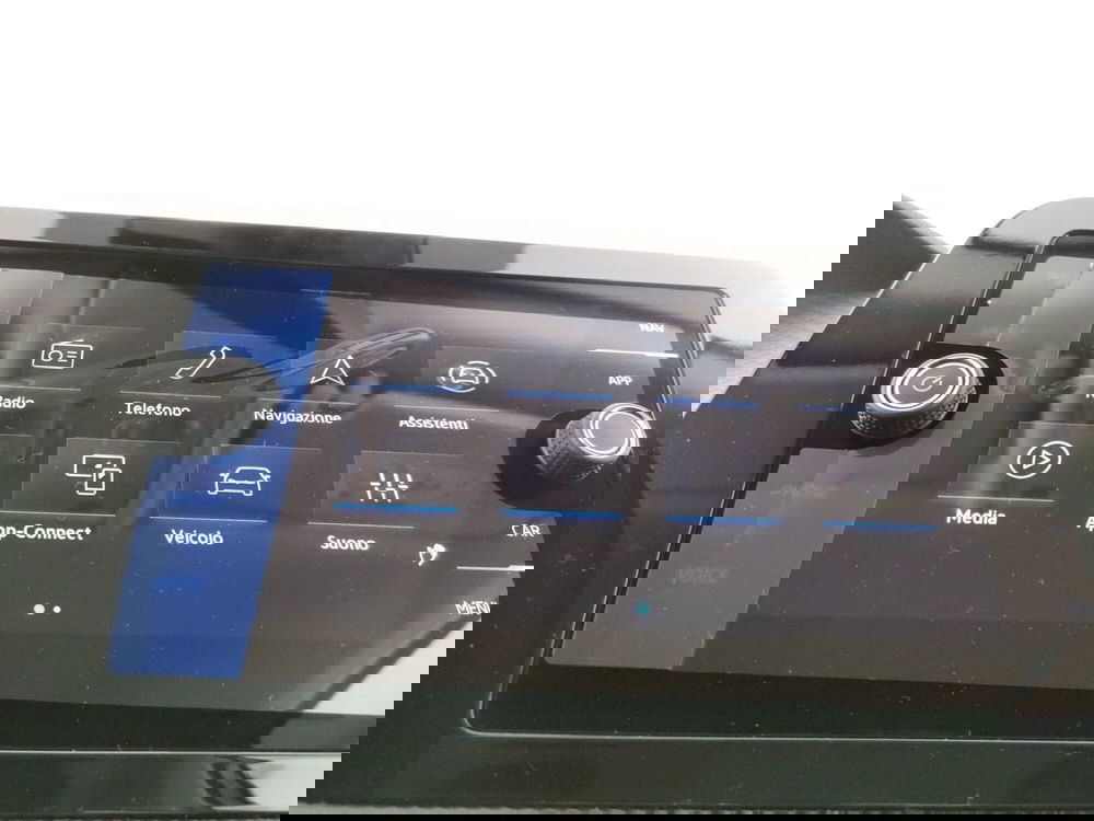 Volkswagen T-Cross nuova a Napoli (17)