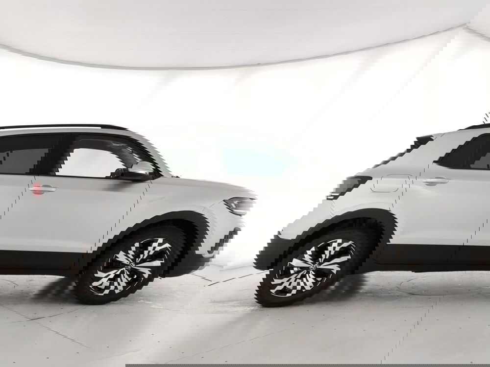 Volkswagen T-Cross nuova a Napoli (3)