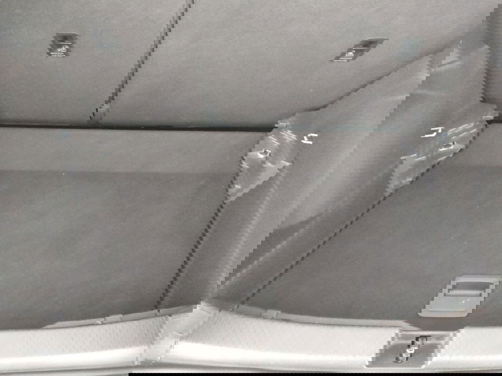 Volkswagen T-Cross usata a Napoli (18)