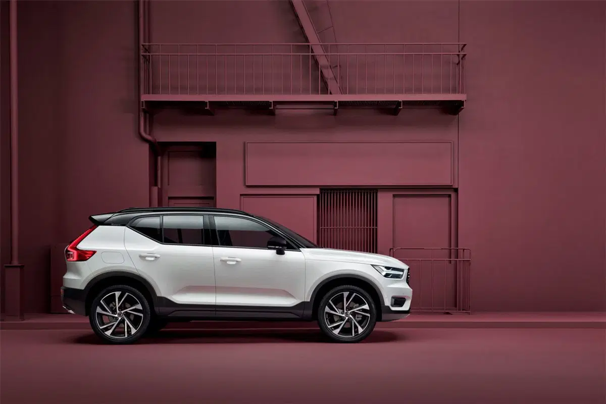 Volvo XC40 usata a Palermo (11)