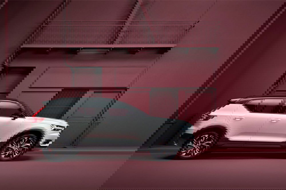 Volvo XC40 usata a Palermo (11)