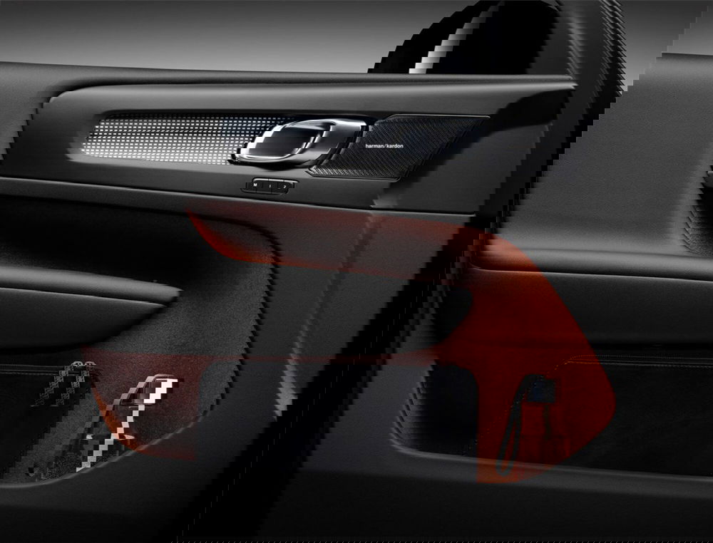 Volvo XC40 usata a Palermo (9)