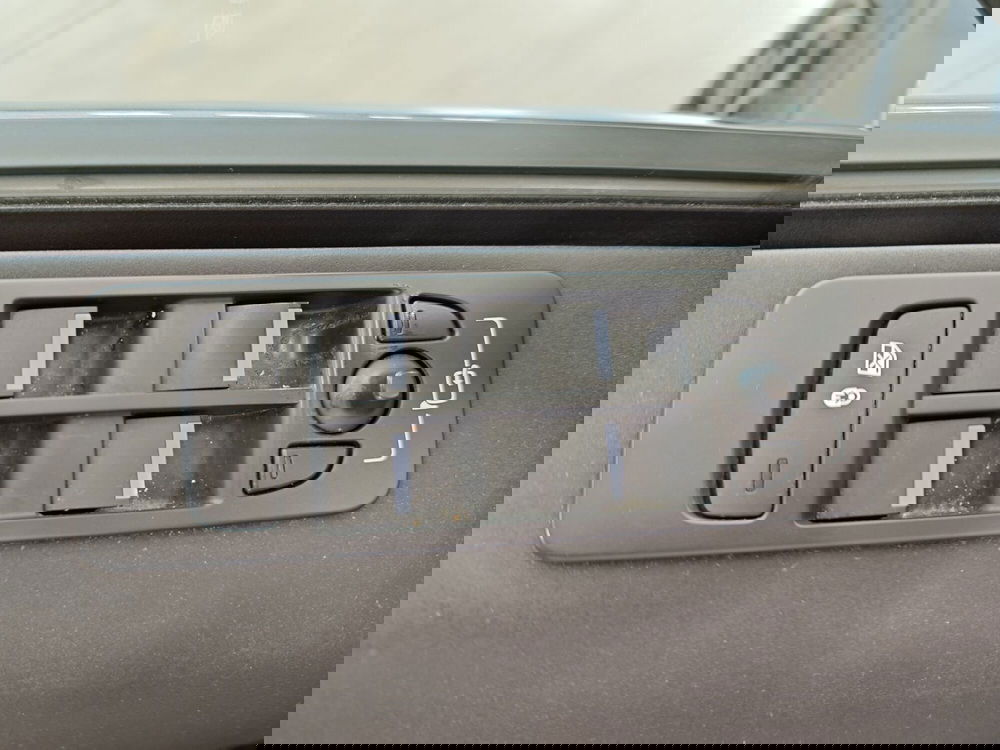 Land Rover Discovery Sport usata a Parma (19)