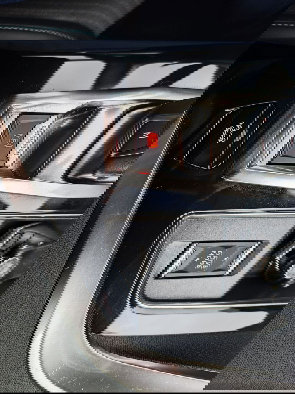 Peugeot 3008 usata a Cremona (19)