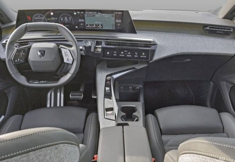 Peugeot 3008 nuova a Varese (18)