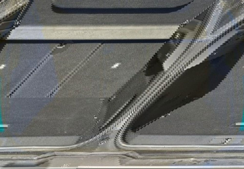 Peugeot 3008 nuova a Varese (8)