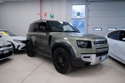 Land Rover Defender 90 3.0d i6 mhev SE awd 200cv auto del 2023 usata a Torino