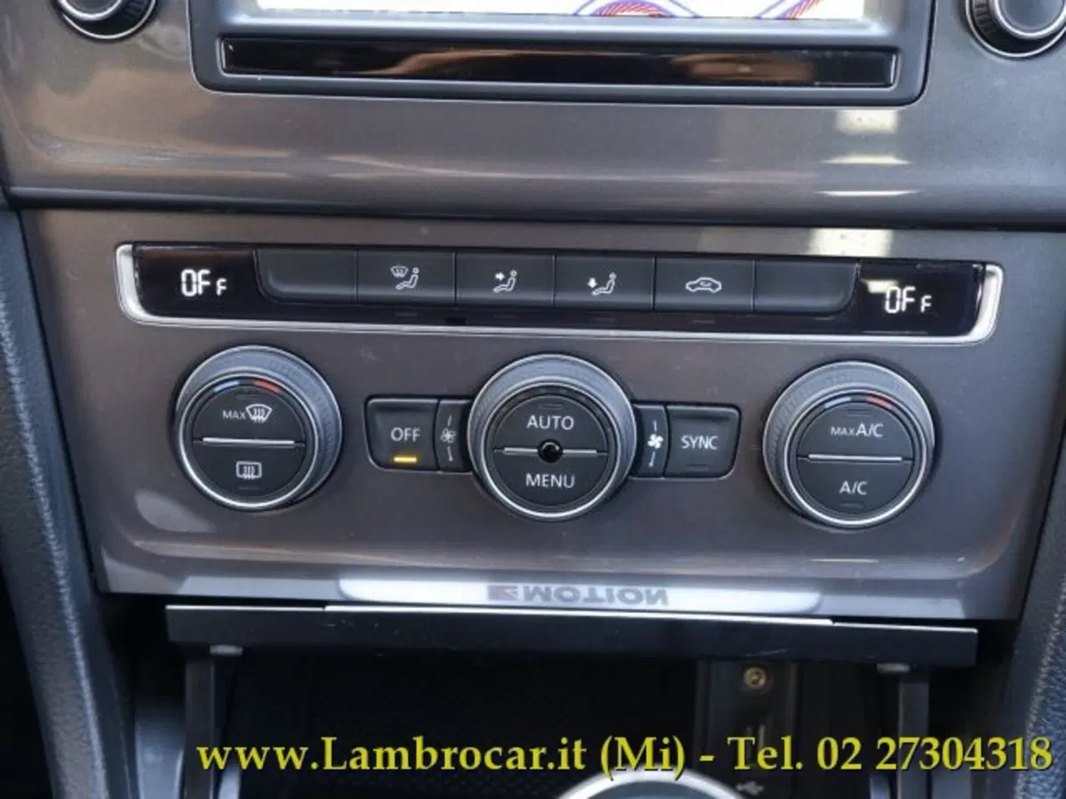 Volkswagen Golf Variant usata a Milano (13)