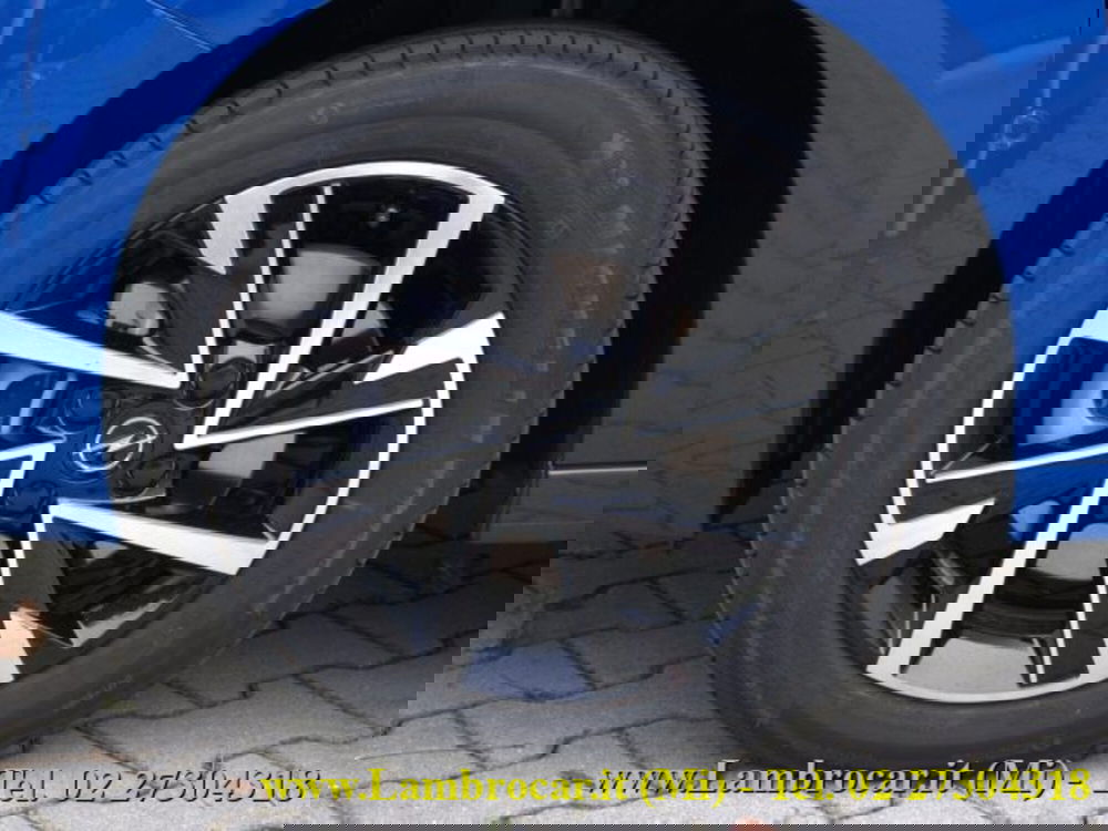 Opel Corsa nuova a Milano (14)