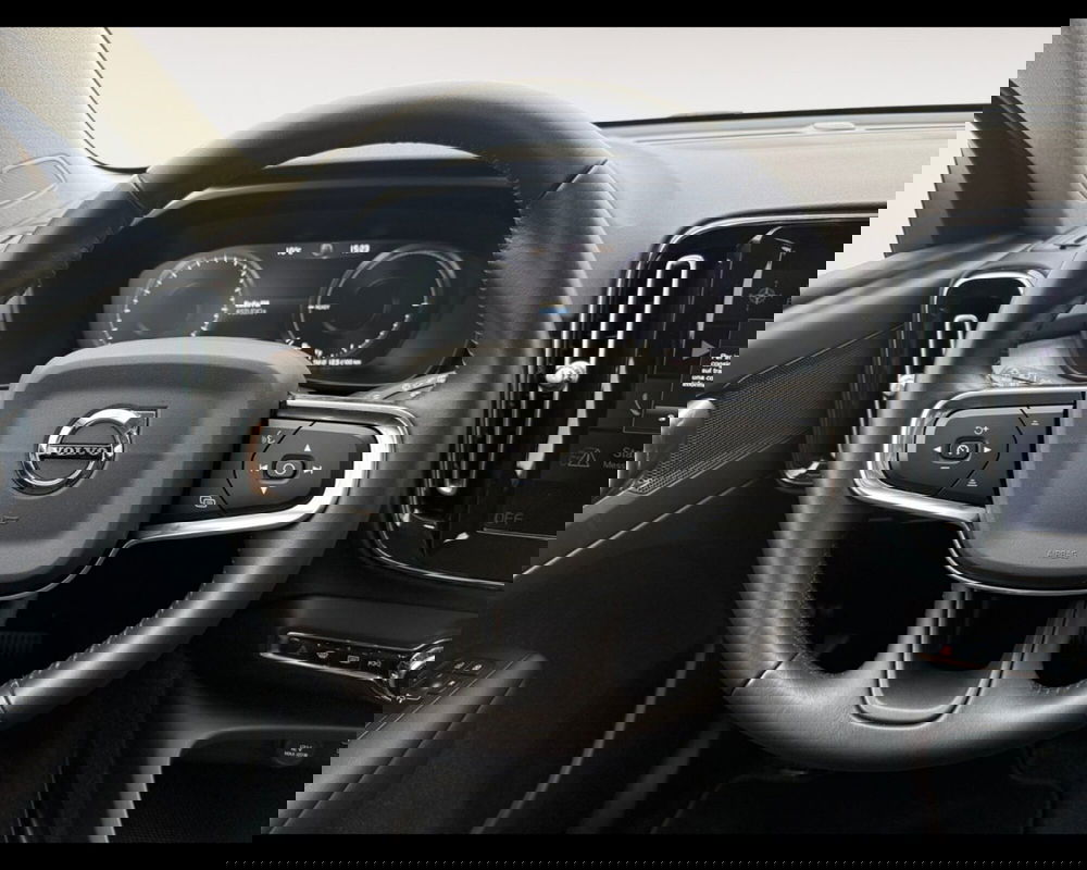 Volvo XC40 usata a Ravenna (12)