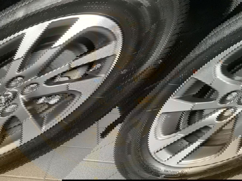 Toyota Prius Plug-in usata a Bergamo (13)