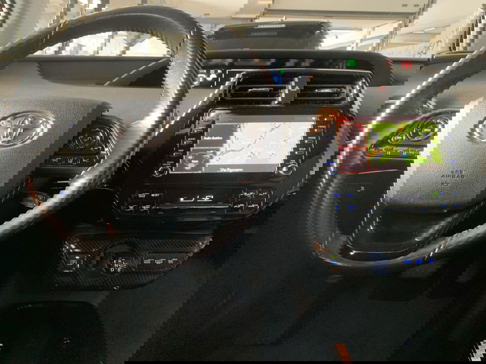 Toyota Prius Plug-in usata a Bergamo (9)