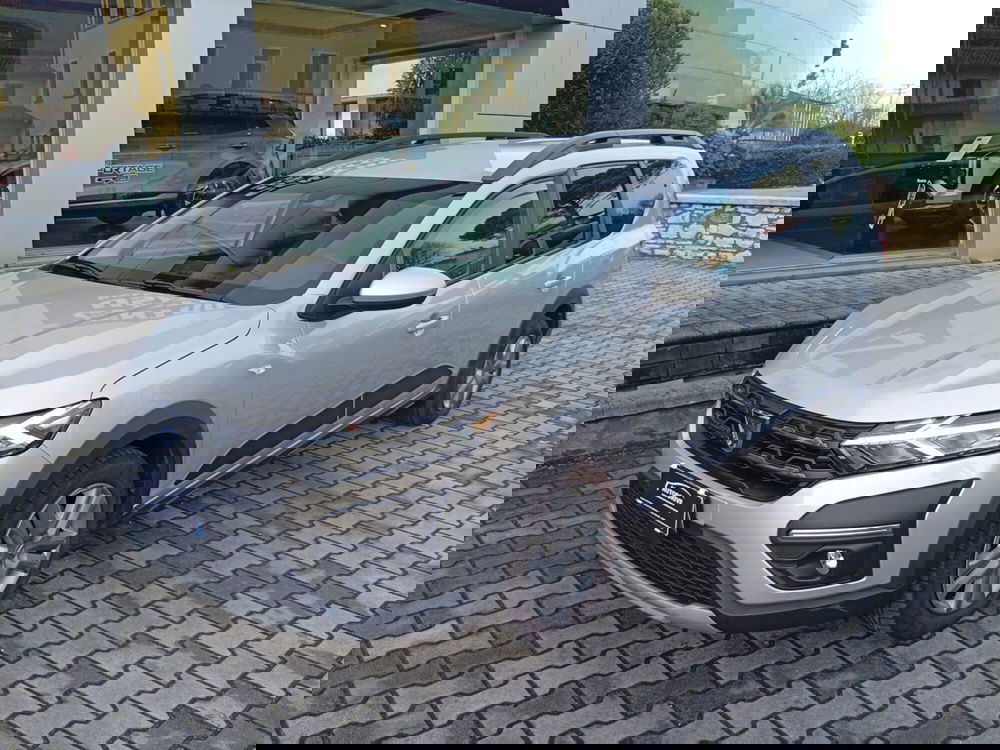 Dacia Jogger usata a Brescia (3)