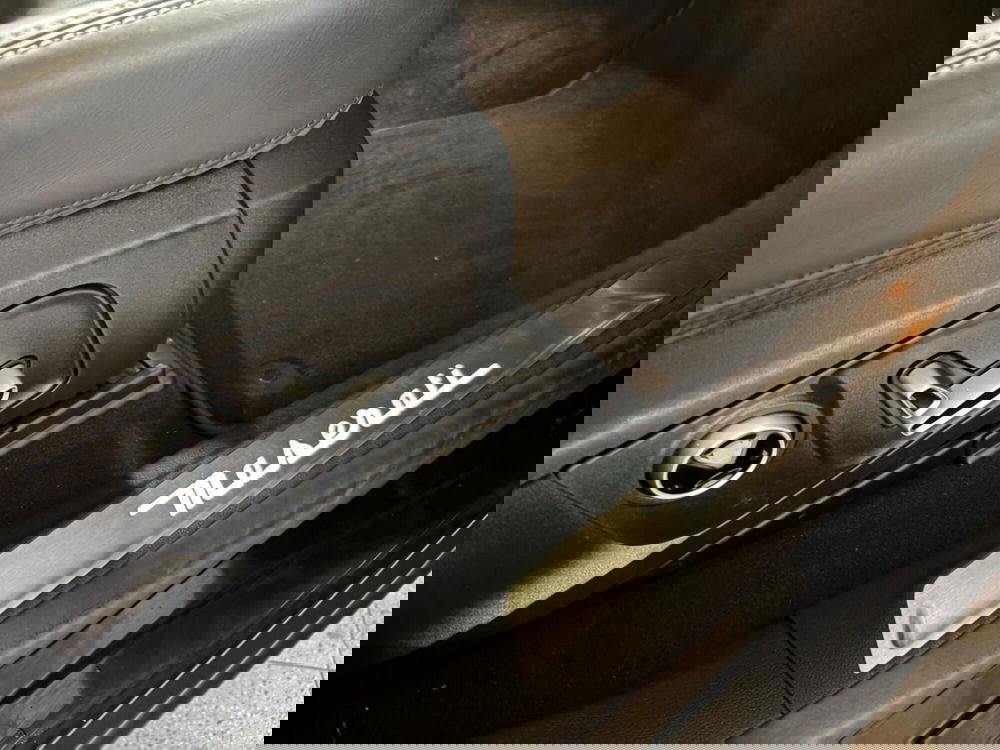 Maserati Levante usata a Monza e Brianza (18)