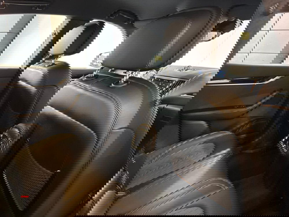 Maserati Levante usata a Monza e Brianza (19)