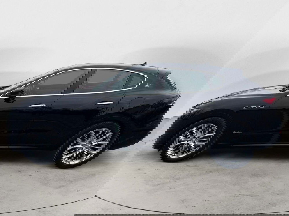Maserati Levante usata a Monza e Brianza (3)