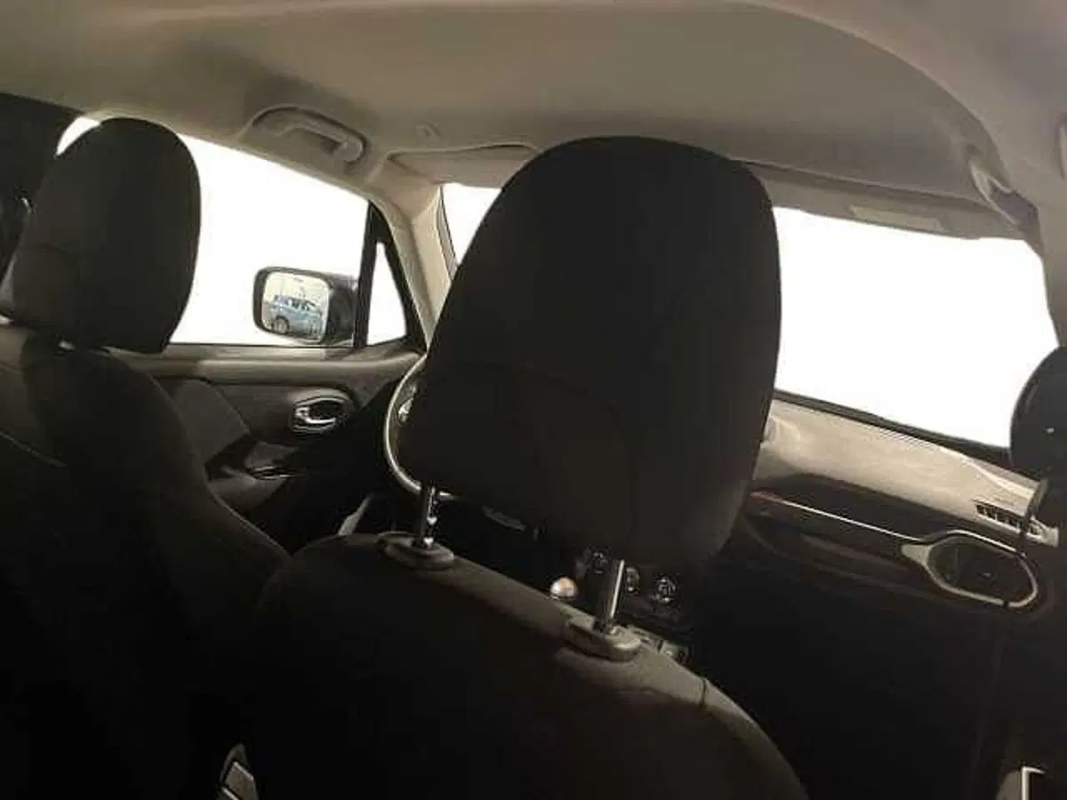 Jeep Renegade usata a Salerno (17)