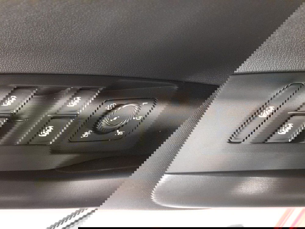 Volkswagen Polo nuova a Bologna (9)