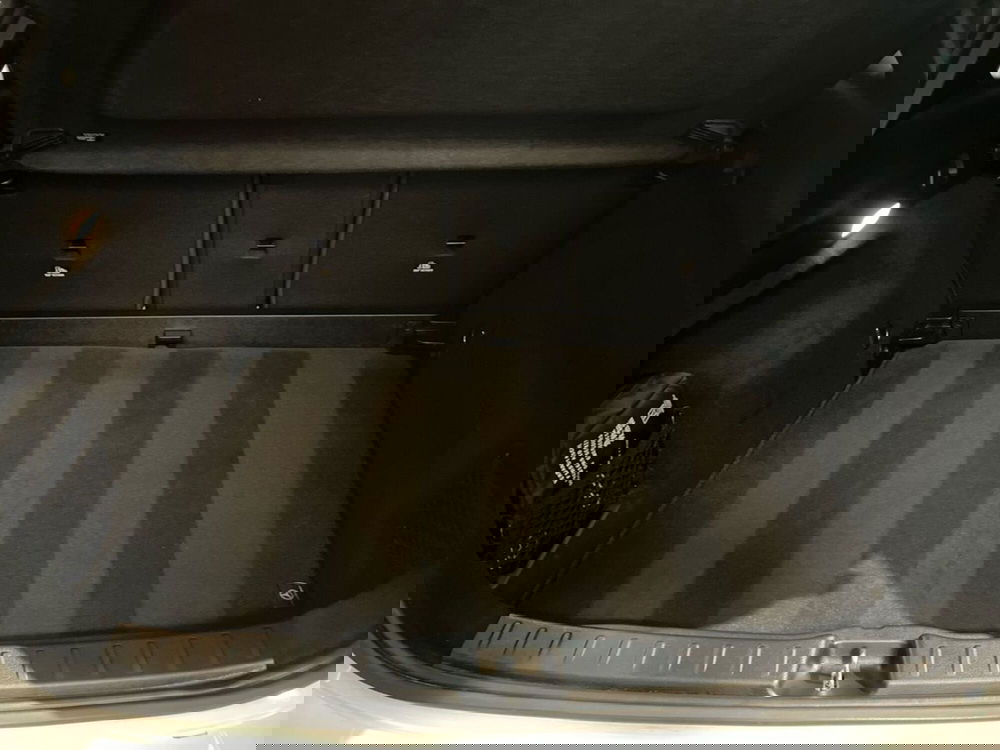 Mercedes-Benz GLA SUV usata a Prato (8)