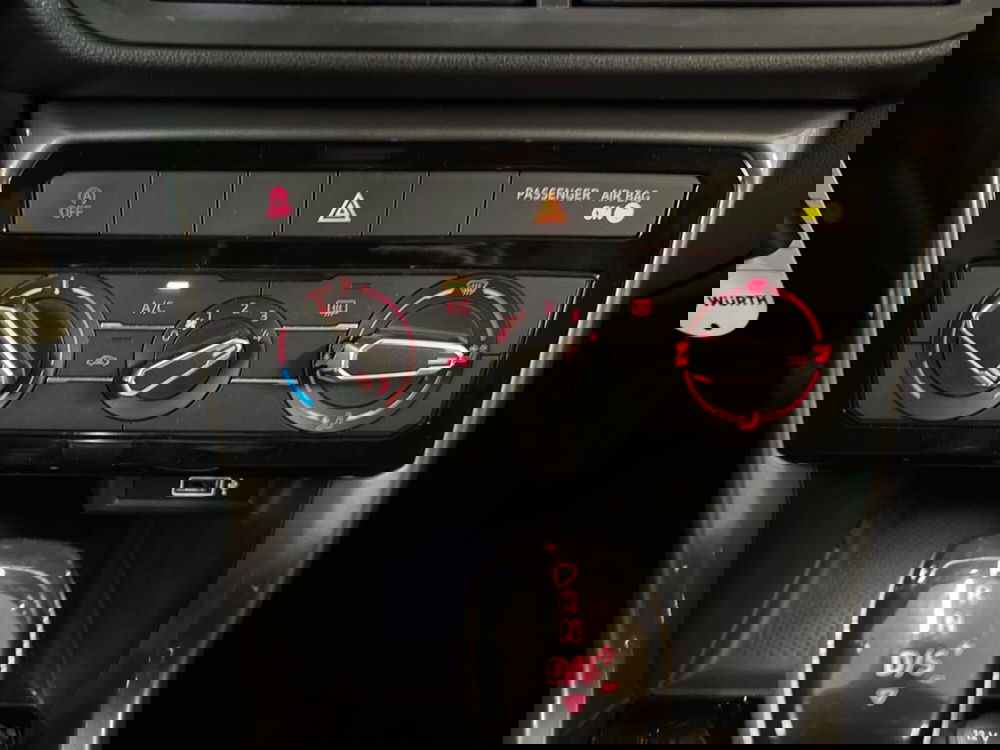 Volkswagen T-Cross usata a Firenze (15)