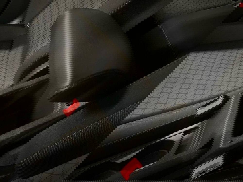 Volkswagen T-Cross usata a Prato (17)