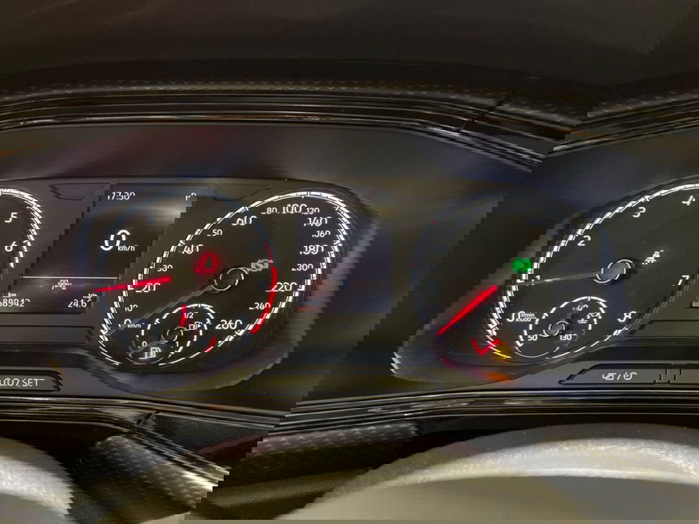 Volkswagen T-Cross usata a Pistoia (13)