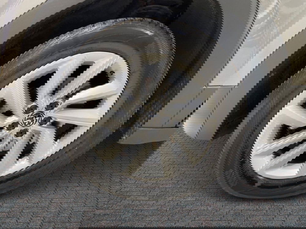 Volkswagen T-Cross usata a Pistoia (6)