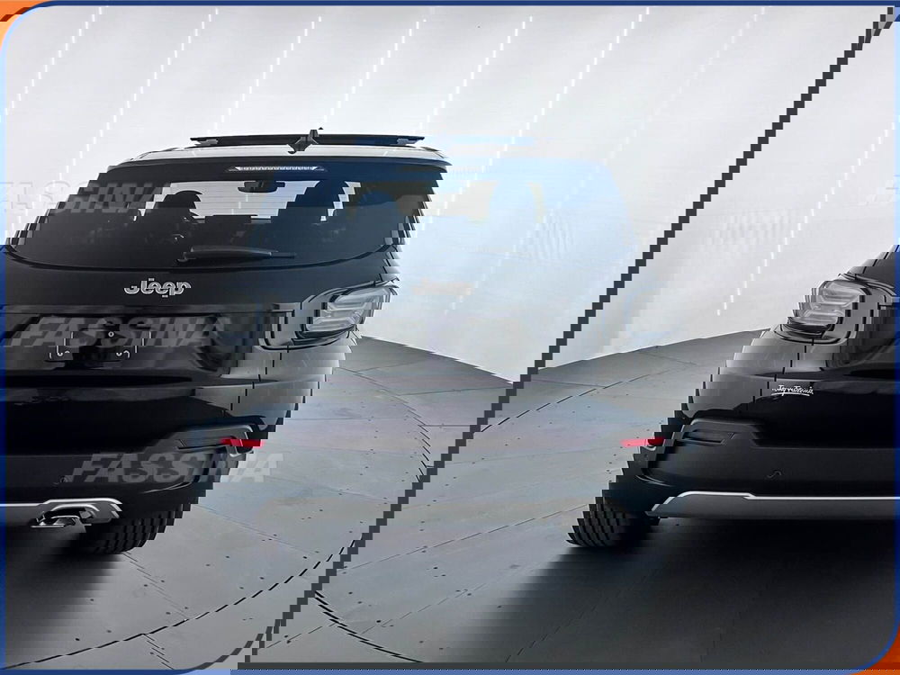 Jeep Avenger nuova a Milano (5)